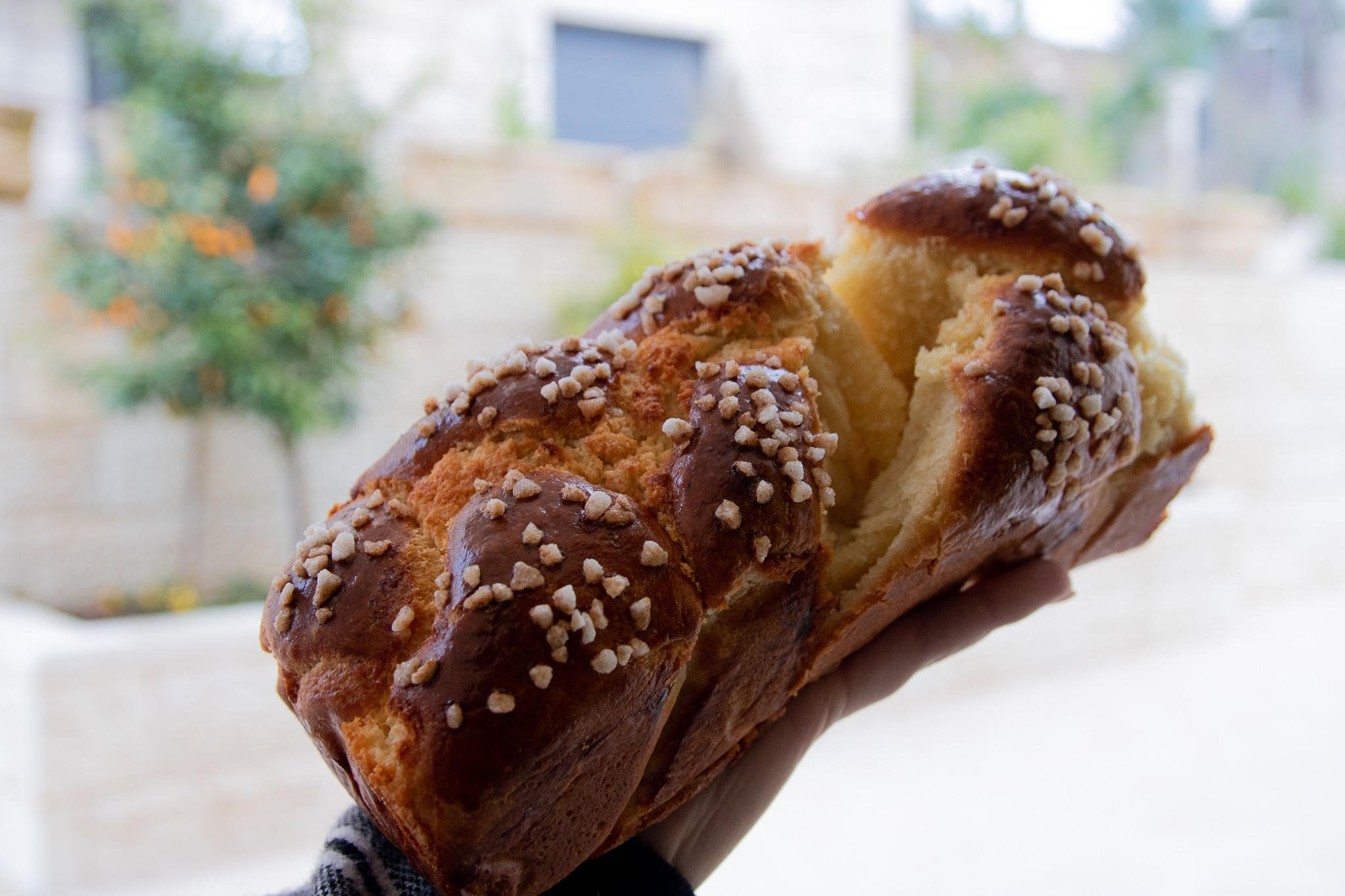 חלת בריוש וקרם שקדים:
